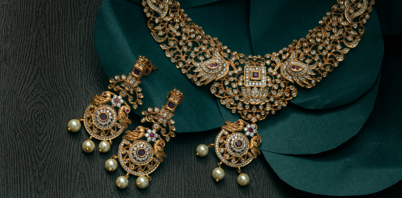 Trendy pendants<br/>
Collection